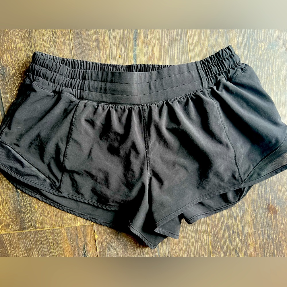 Size 8 Hotty Hot Shorts 2.5 inch